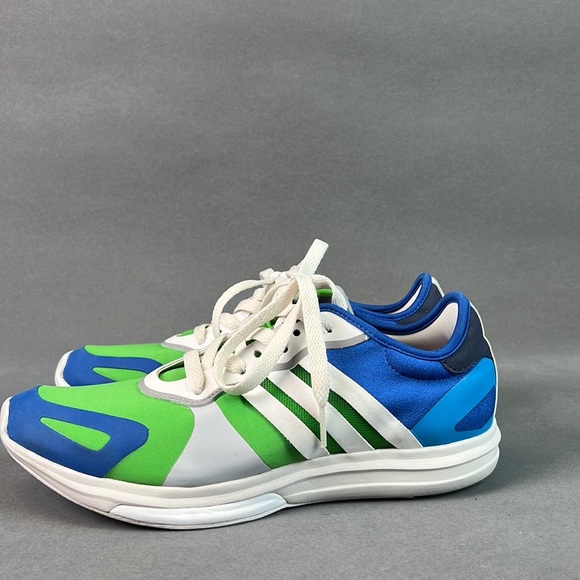 Stella McCartney adidas sneaker. Slightly worn. Size 8. - Picture 3 of 12
